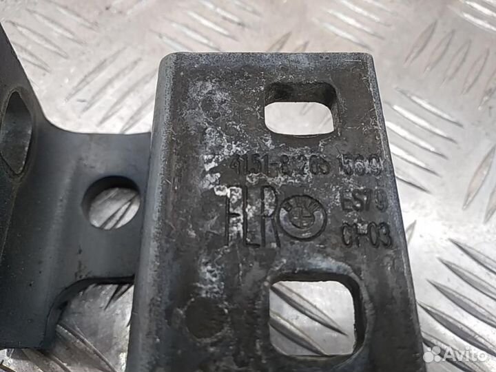 Петля двери передней BMW 5-Series/M5