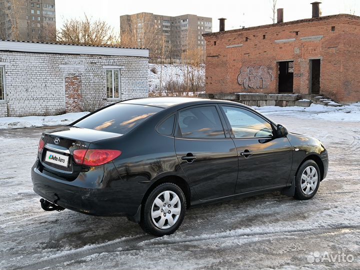 Hyundai Elantra 1.6 МТ, 2010, 259 000 км