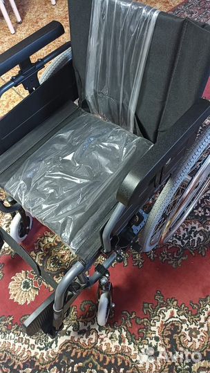 Коляска инвалидная