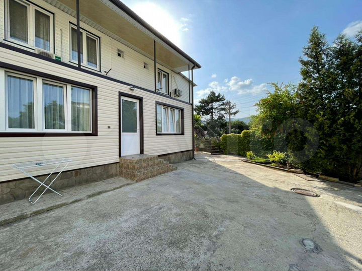 Комната 40 м² в 2-к., 1/1 эт.