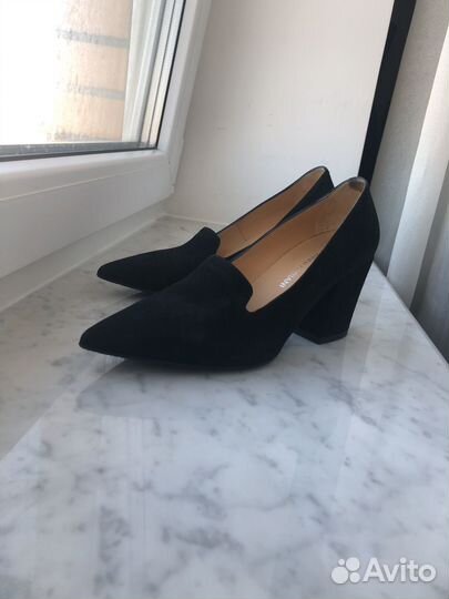 Туфли женские 37,5 черная замша Италия