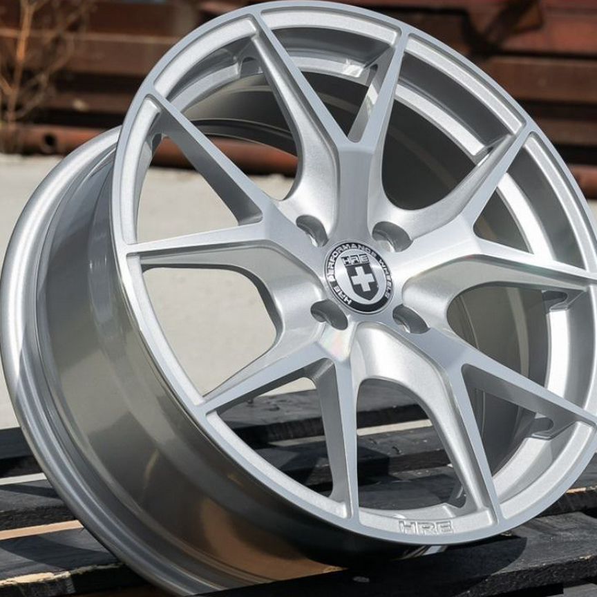 Литые диски HRE P101 7×R16 4×100