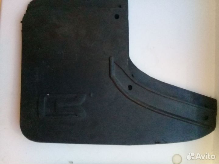 Брызговики на млсквич 2141