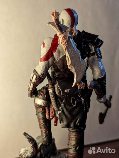 Фигурка Кратоса из игры God of War / Kratos