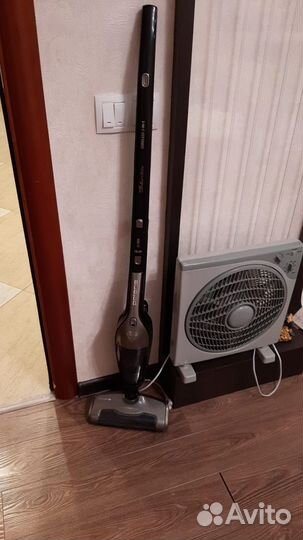 Робот пылесос polaris