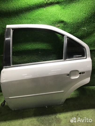 Дверь задняя левая Ford Mondeo MK3 cjba 2001