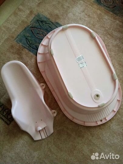 Ванночка для купания с горкой