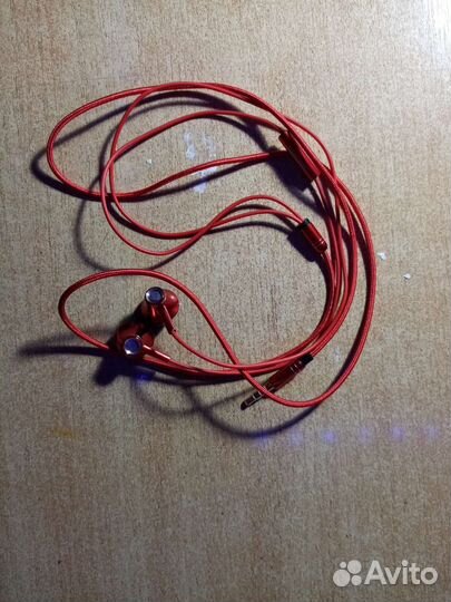 Наушники проводные