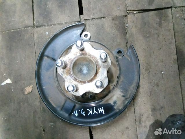 Ступица задняя левая Ниссан Жук