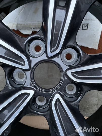 Диск R19 новые 2 шт на Kia hyundai оригинал