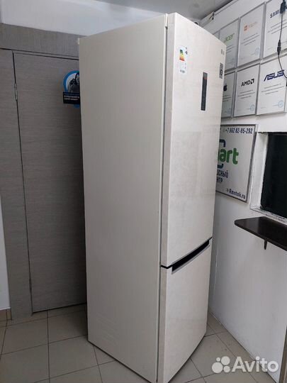 Холодильник с морозильником LG (Уса)