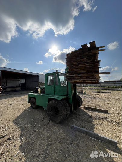 Вилочный погрузчик ЛЬВОВСКИЙ ПОГРУЗЧИК (ЛЕВ) 40081, 1987