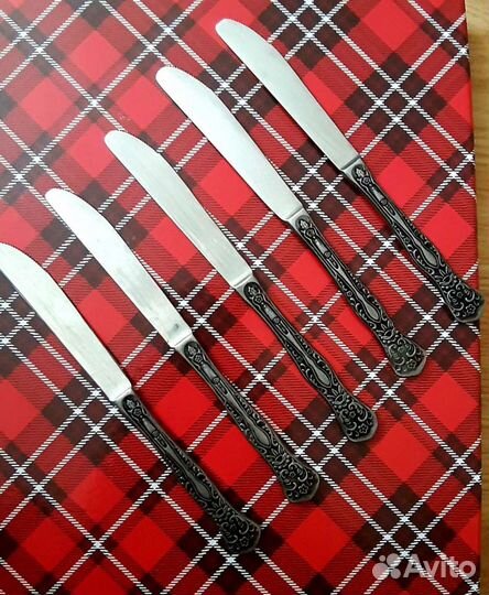 Солонка, ложки, вилки, ножи мельхиор