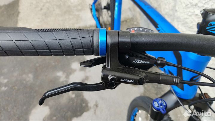 Велосипед горный Stels Navigator 760 D 27.5 V010