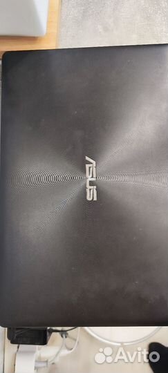 Ноутбук Asus x550c