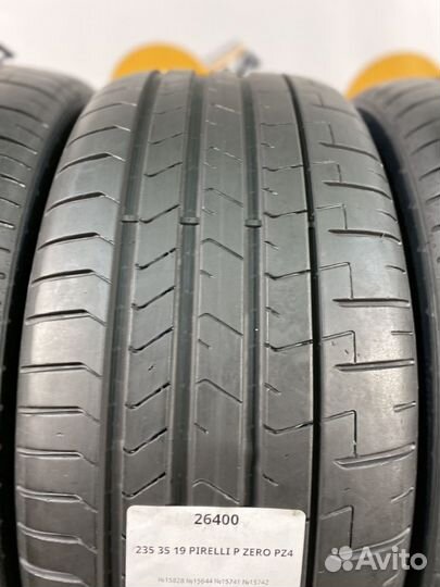 Pirelli P Zero PZ4 235/35 R19 91Y