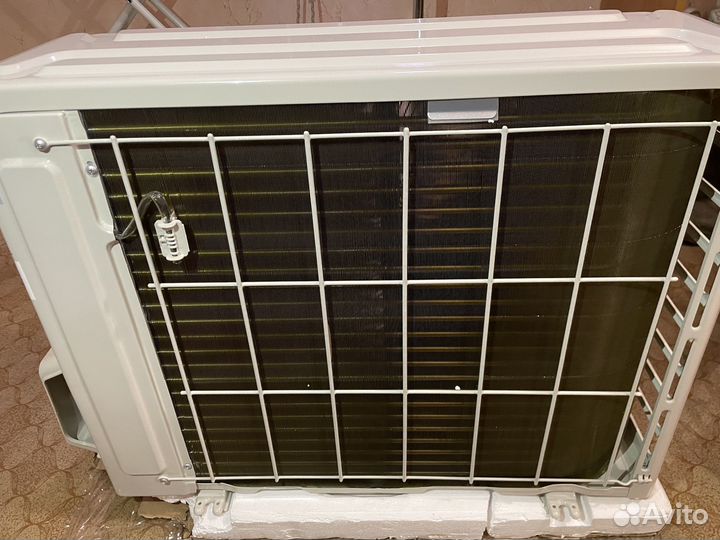 Наружный блок кондиционера Bosch 5000 RAC-2,6 inv