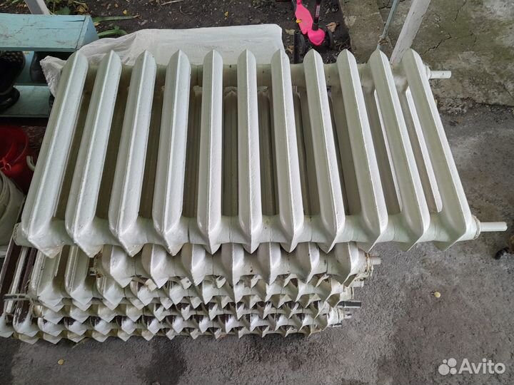 Продам чугунные радиаторы отопления б/у