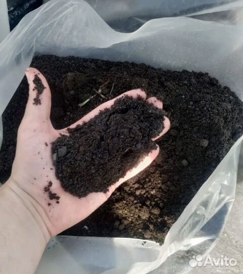 Чернозем с Биогумусом в мешках