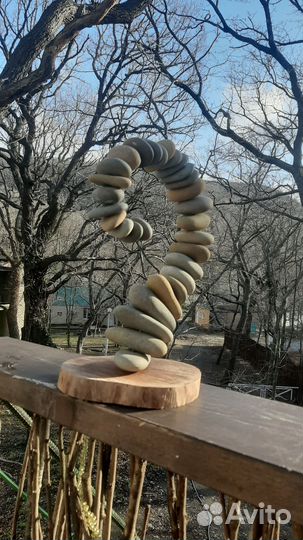 Фигуры из камней