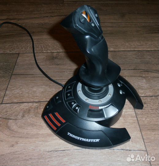 Джойстик Thrustmaster T-flight stick X