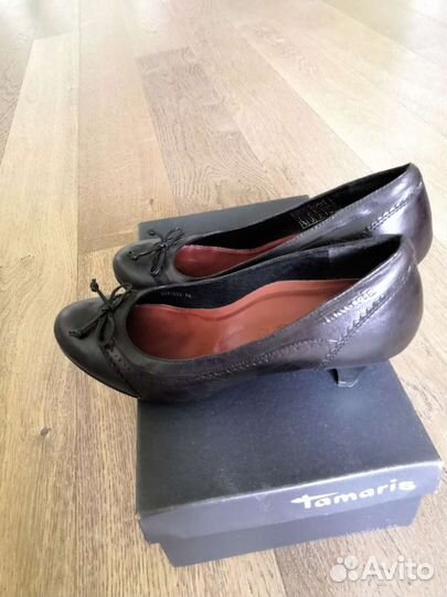 Туфли tamaris 39