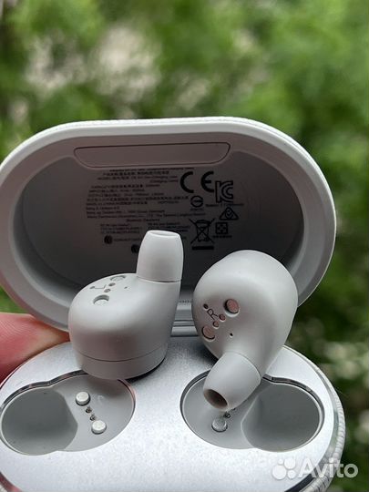 Bang & Olufsen Beoplay E8 3rd Gen