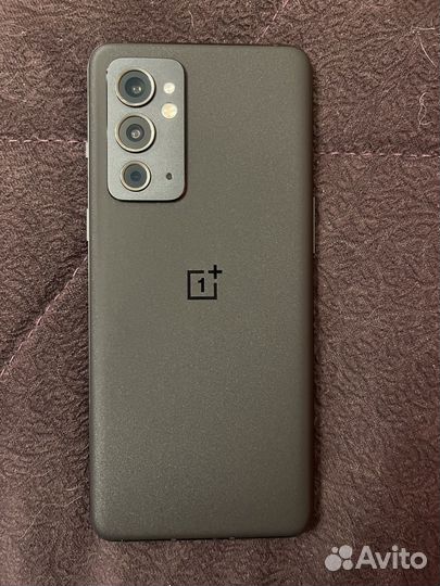 Телефон oneplus 9RT