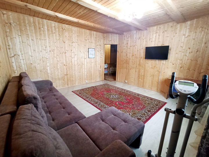 Коттедж 130 м² на участке 7 сот.