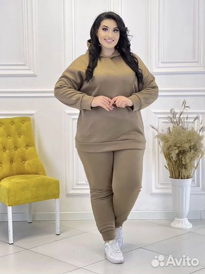 Спортивный костюм