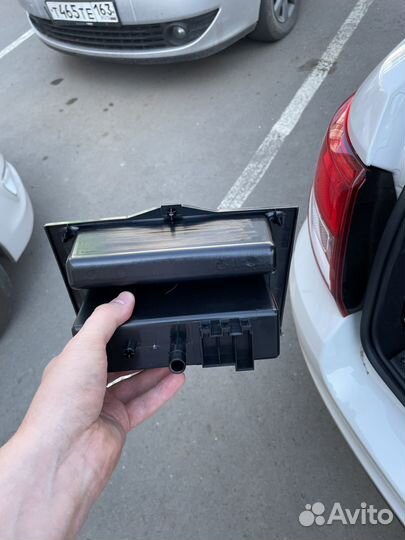 Рамка панели магнитолы гранта фл