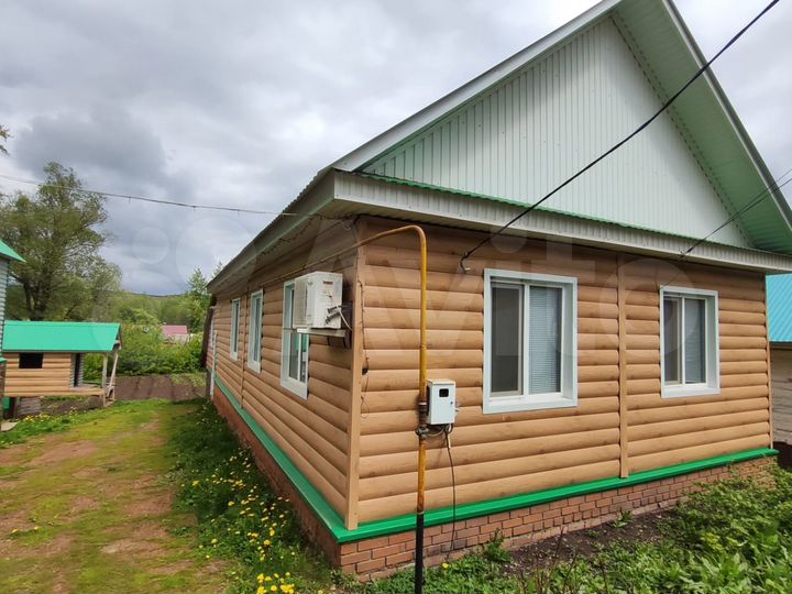 Дом 103 м² на участке 8 сот.