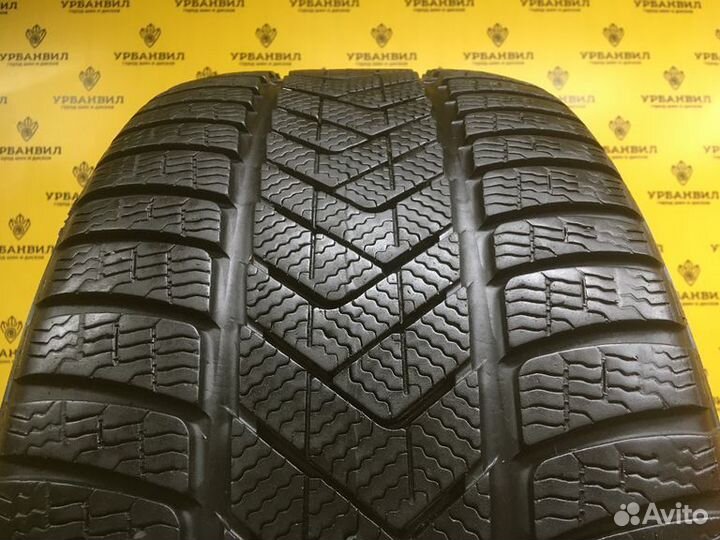 Pirelli Scorpion Winter RFT 275/40 R21 107V