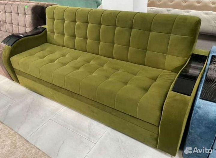 Прямой диван в наличии