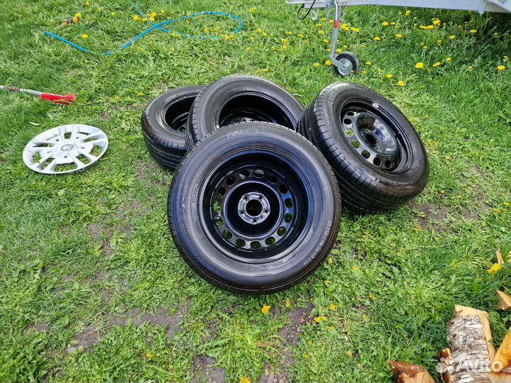 Nokian Tyres 215/65 R16 102V Пежо тревелер колеса