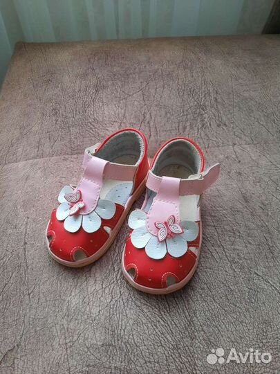Сандали для девочки