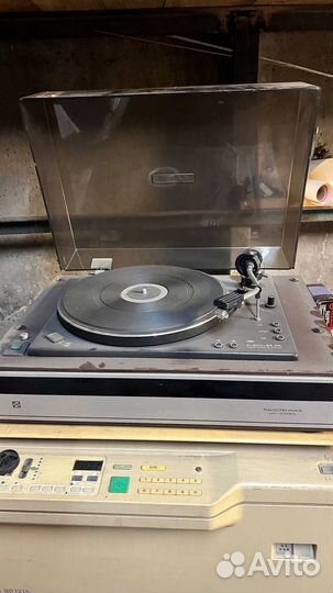 Проигрыватель винила СССР