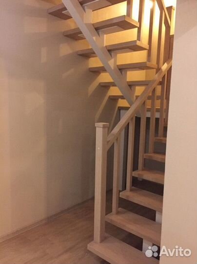 Лестница на заказ в дом