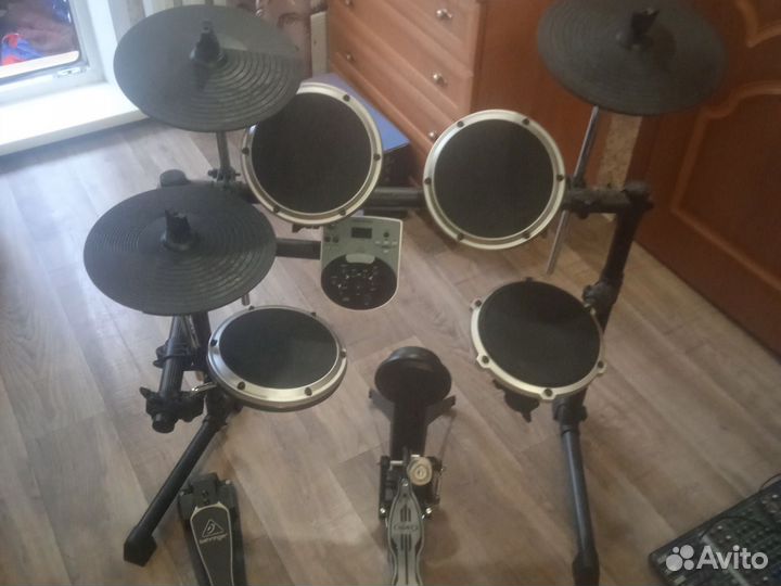 Электронная ударная установка Behringer hds110usb