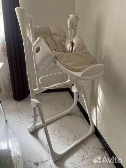 Стульчик-качели Carrello Triumph