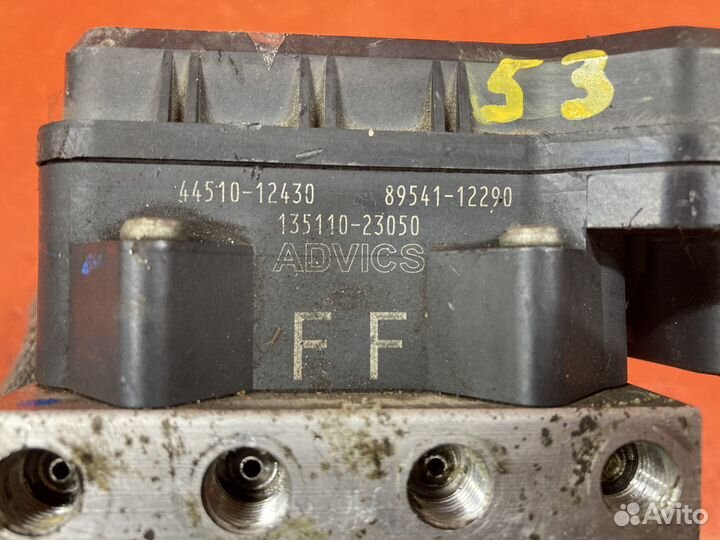 Блок ABS toyota corolla axio/fielder E14