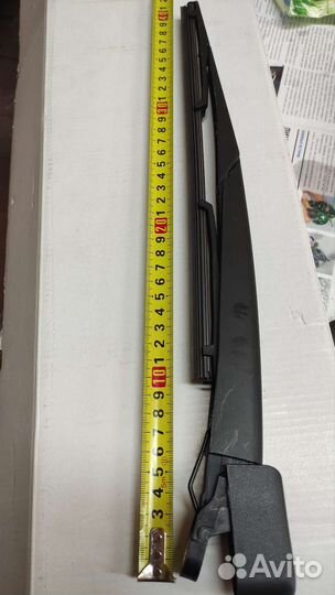 Стеклоочиститель заднего стекла