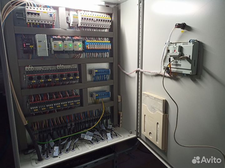 Щит управления бассейна