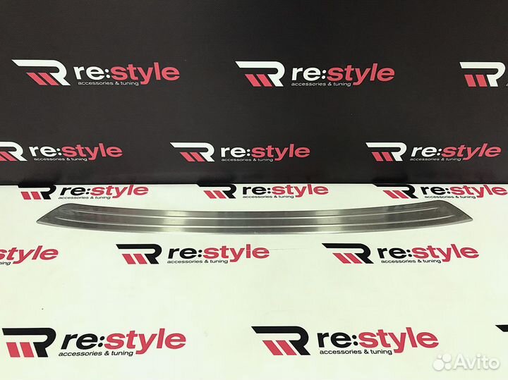 Накладка заднего бампера Prius 30 Хром