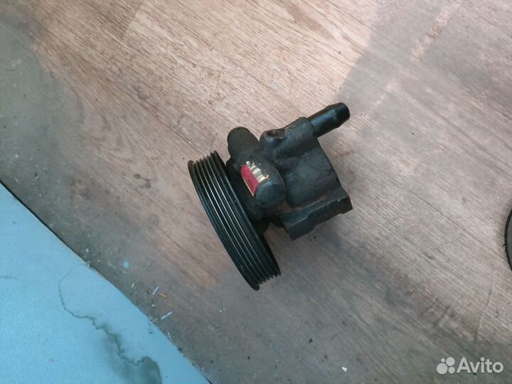 Насос гур Renault