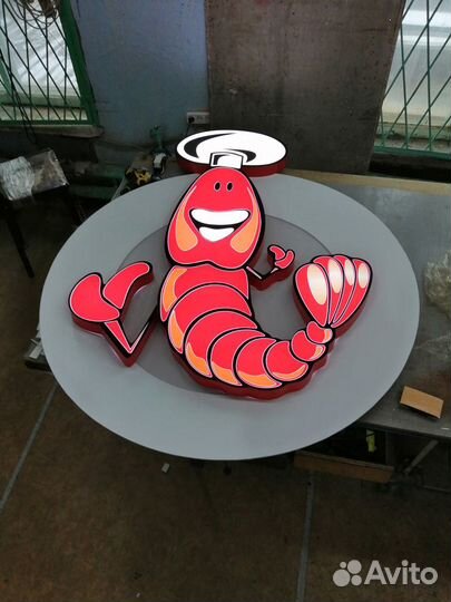 Готовая световая вывеска креветка