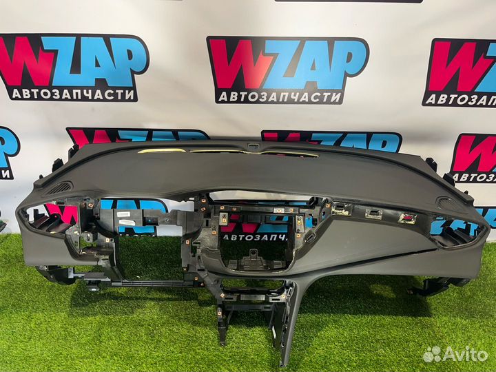 Панель передняя салона (торпедо) Buick Encore GX