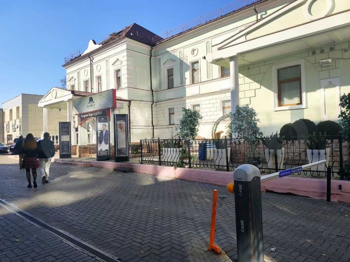 Общепит, 582 м²