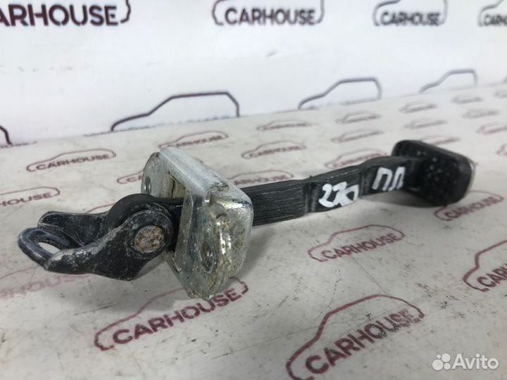 Ограничитель двери передний правый Honda Crv 2.0