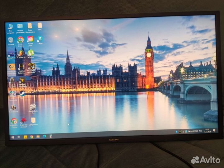 Монитор Samsung